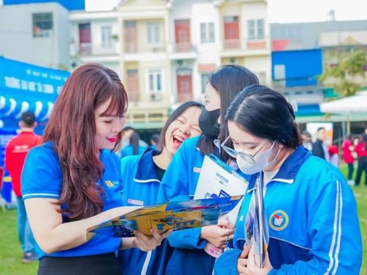 Thông báo tuyển sinh đại học chính quy năm 2025