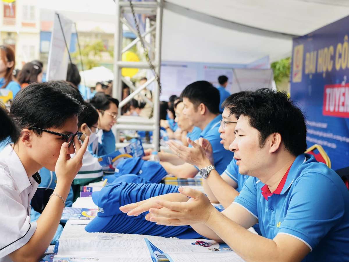 Hướng dẫn đăng ký dự tuyển đại học chính quy năm 2025